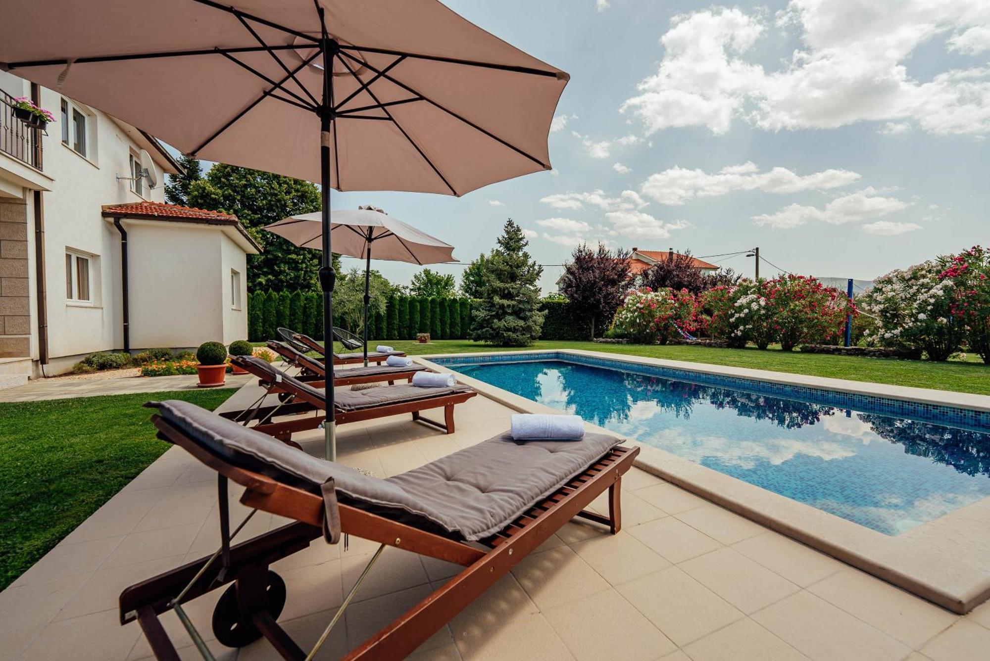 Villa Latica Donji Proložac Eksteriør bilde