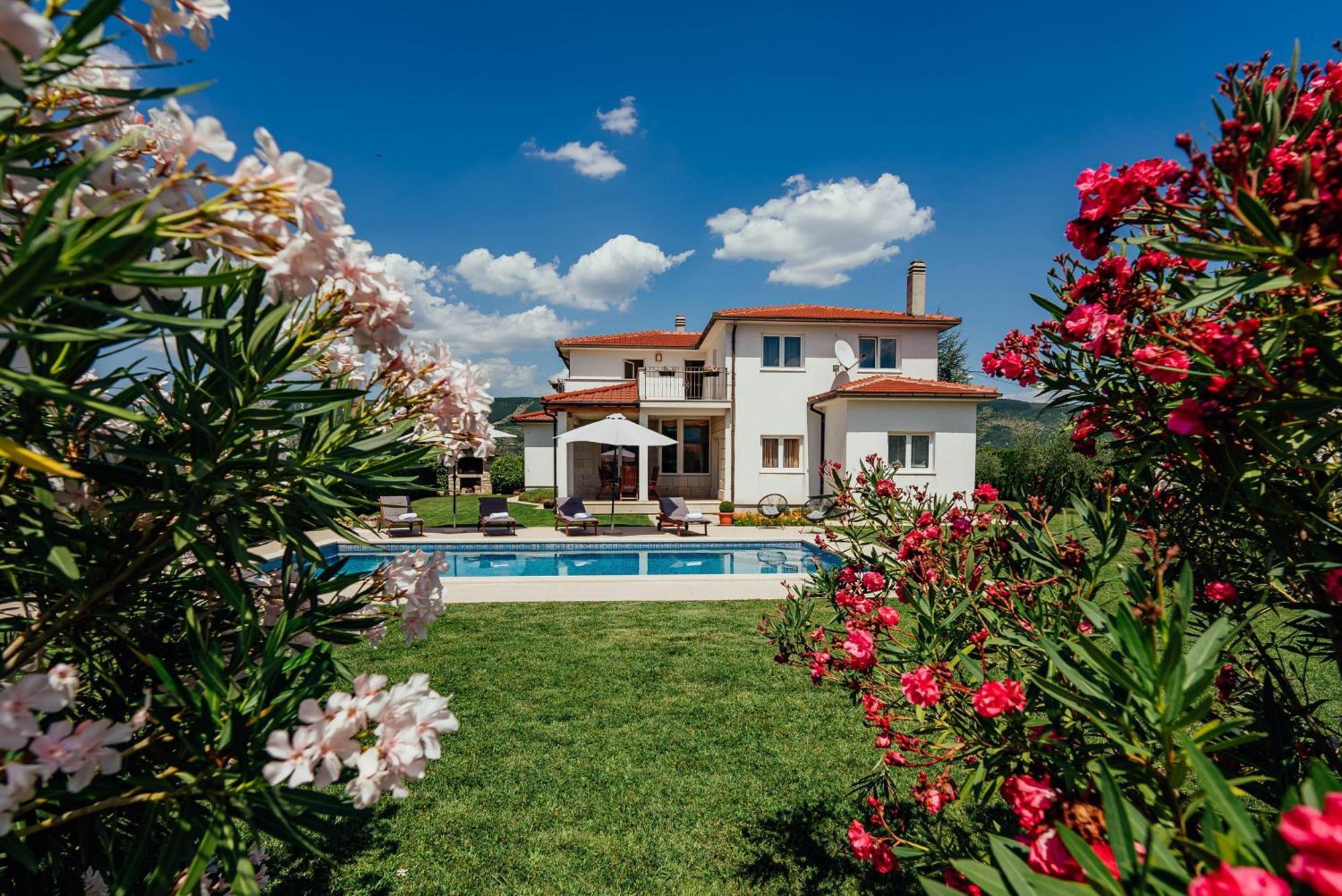 Villa Latica Donji Proložac Eksteriør bilde