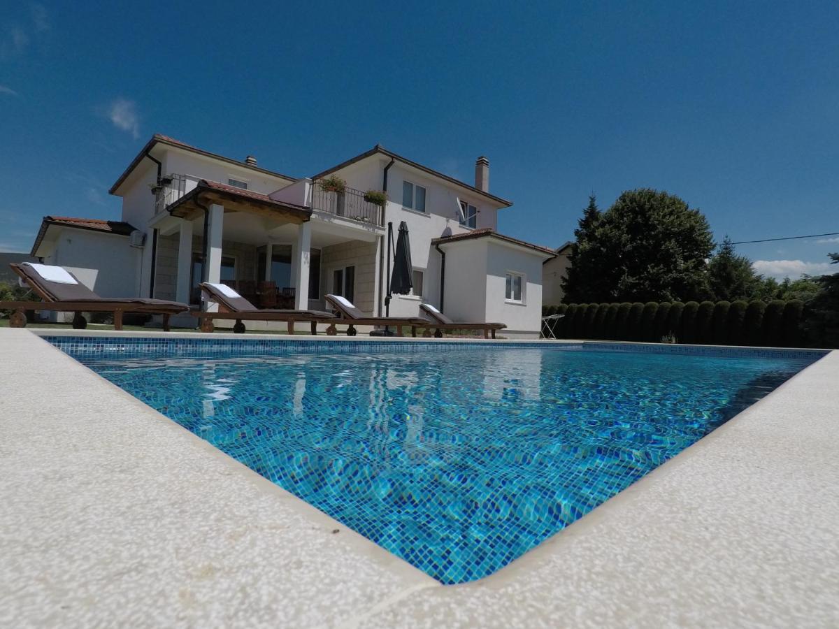 Villa Latica Donji Proložac Eksteriør bilde